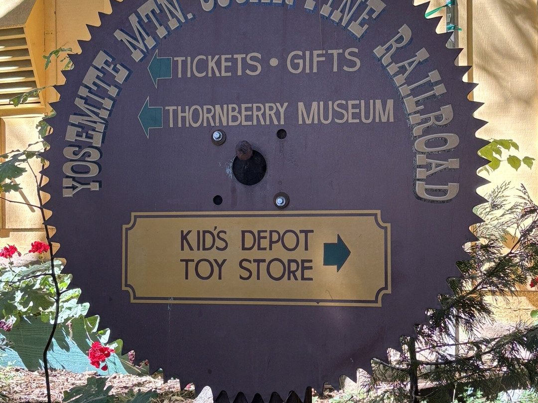 Yosemite Mountain Sugar Pine Railroad-菲什营必去景点