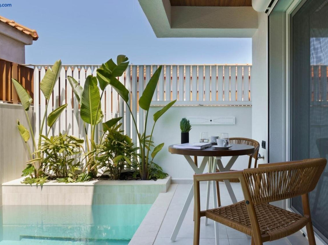 Palm Boutique Suites
