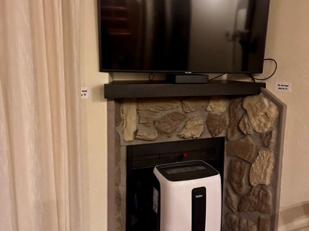 Christie Lodge主图