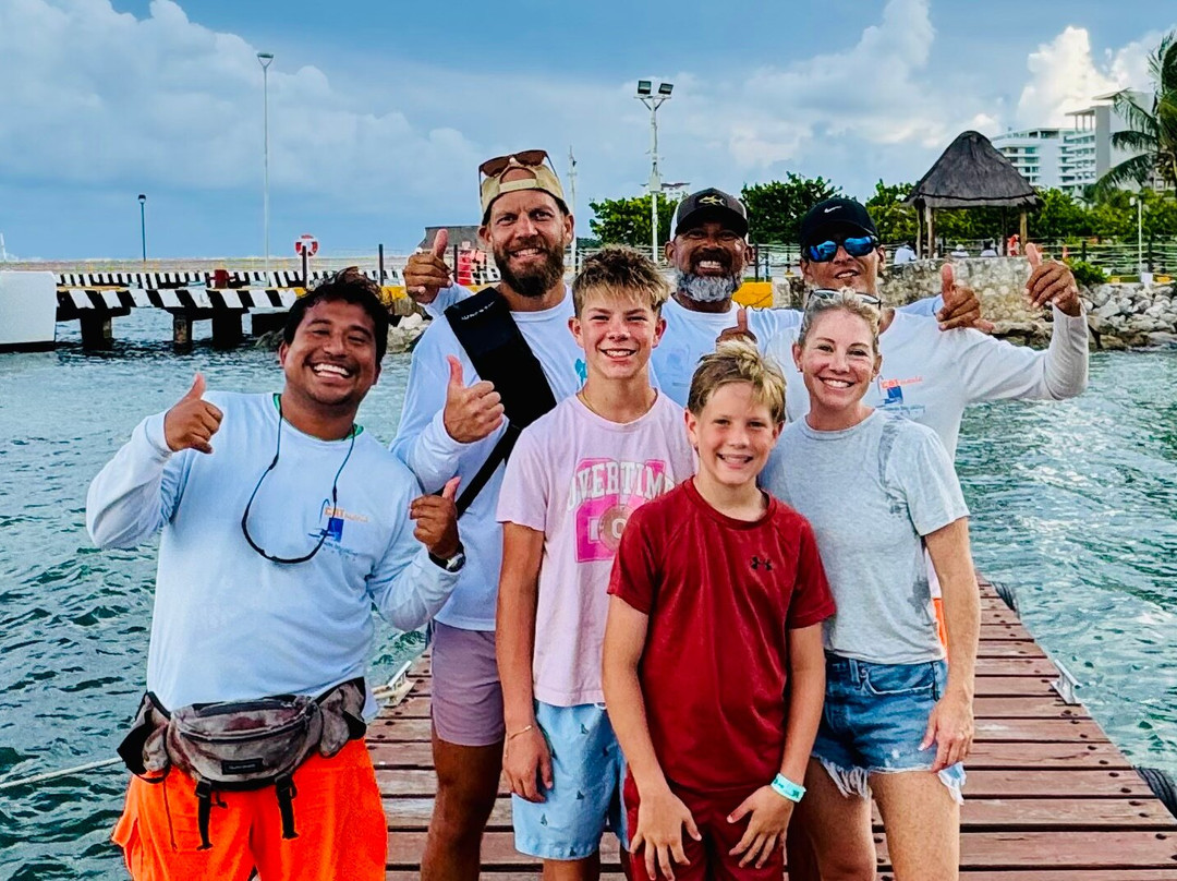 Catmania Catamarans-Costa Mujeres必去景点