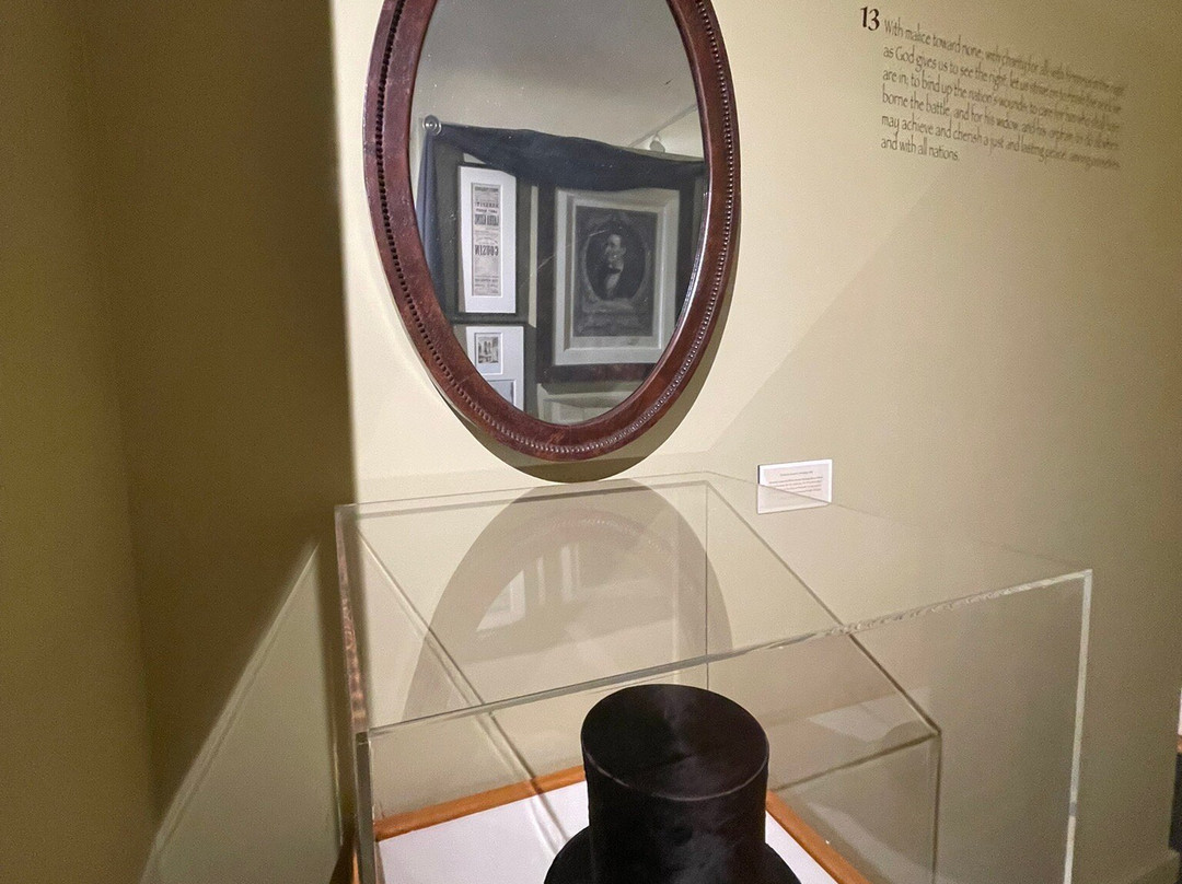 Timi's Tours-Moweaqua必去景点