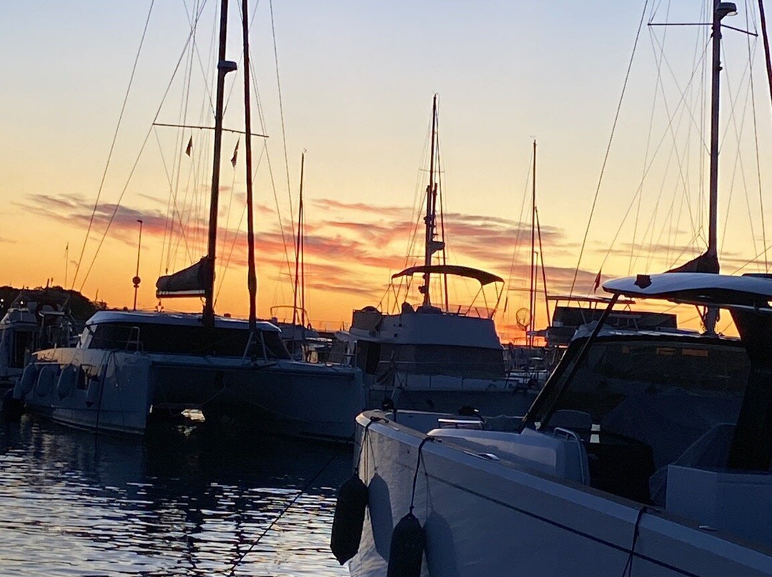 Club Nautic Cambrils-坎布里尔斯必去景点