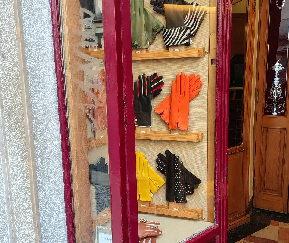 Luvaria Ulisses-里斯本必去景点