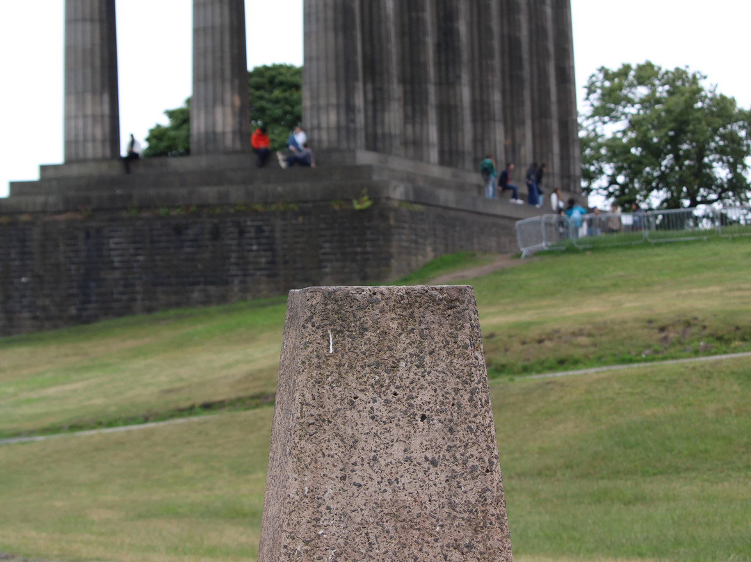 国家纪念碑-爱丁堡必去景点