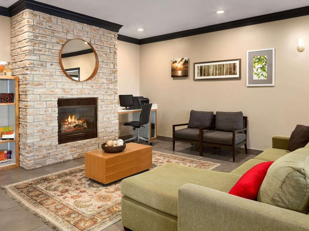 Momence酒店住宿-Country Inn & Suites by Radisson, Manteno, IL