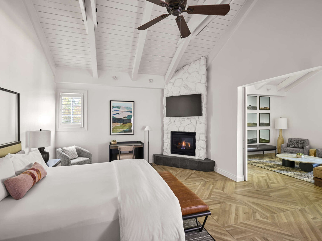 尤特维尔酒店主图