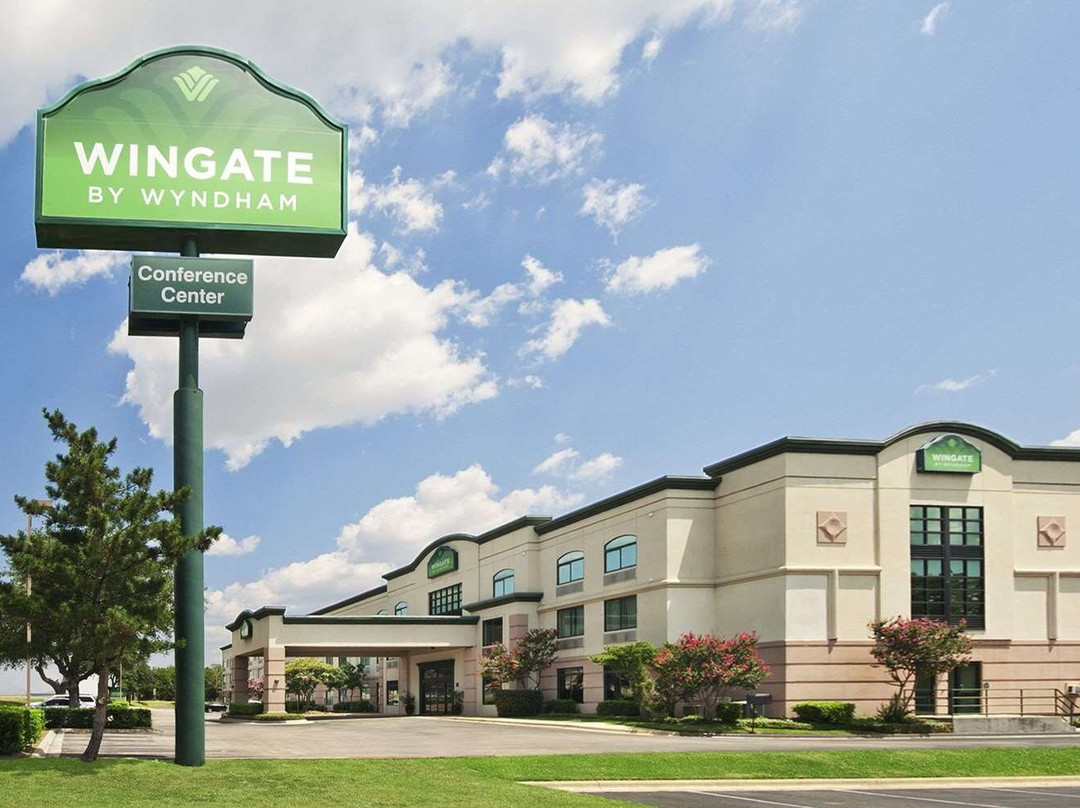 Wingate by Wyndham Round Rock Hotel & Conference Center
