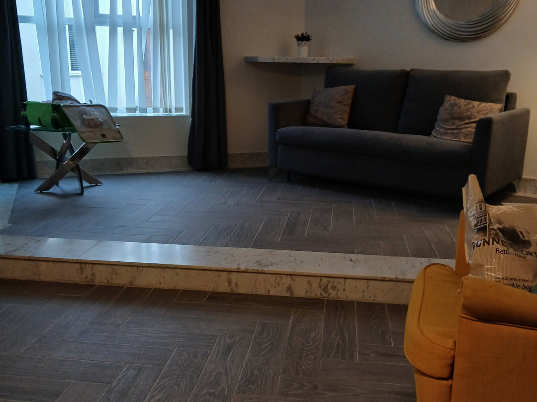 Broc House Suites主图