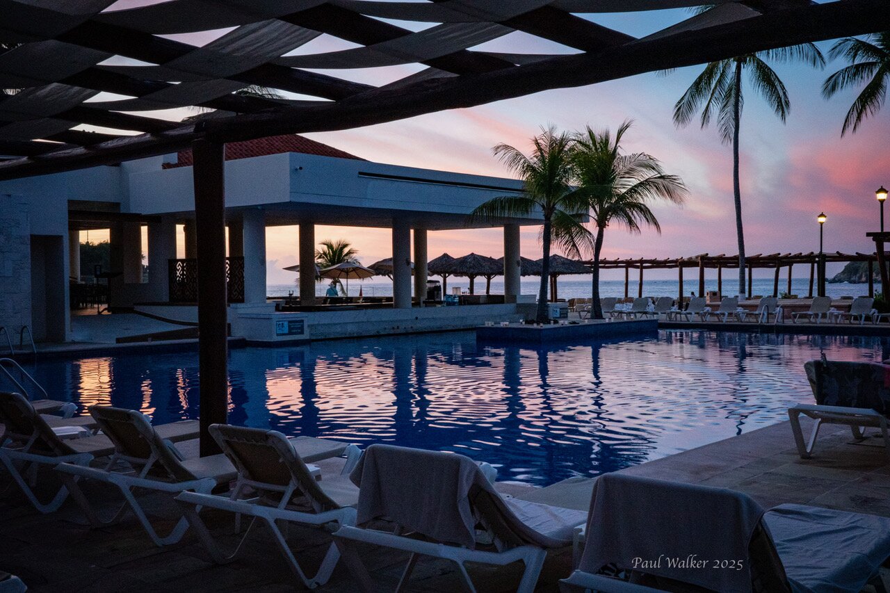 Barceló Huatulco-泳池