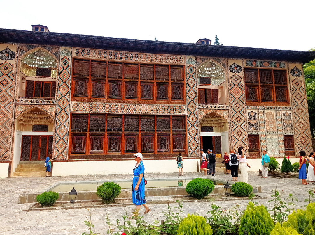 Palace of Shaki Khans-舍基必去景点