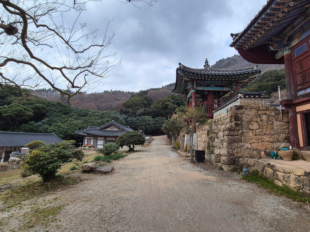 Baengnyeonsa Temple-康津郡必去景点