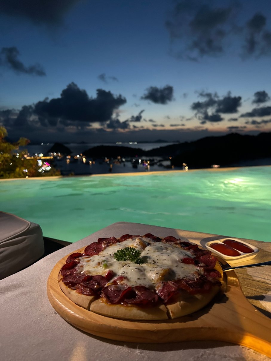 当地精选酒店-泳池