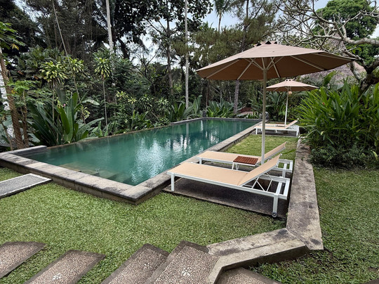 乌布苏亚拉空气豪华别墅主图