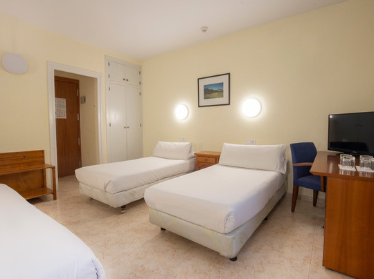 Hotel Oros by Evenia主图