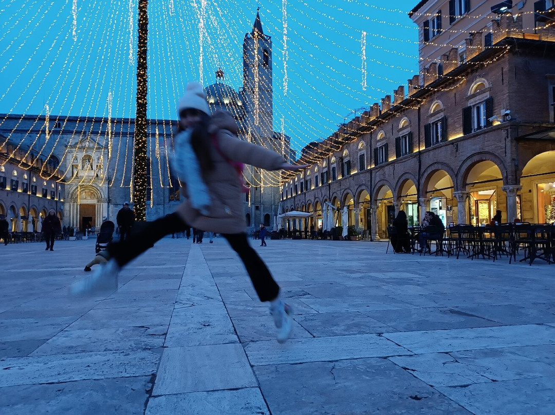 Piazza del Popolo-阿斯科利皮切诺必去景点