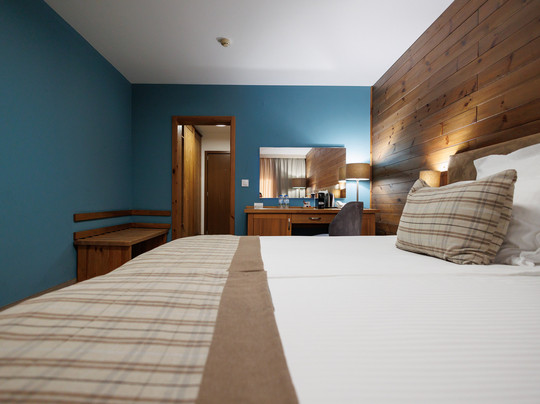 卡塔丽诺酒店& - 超半局主图