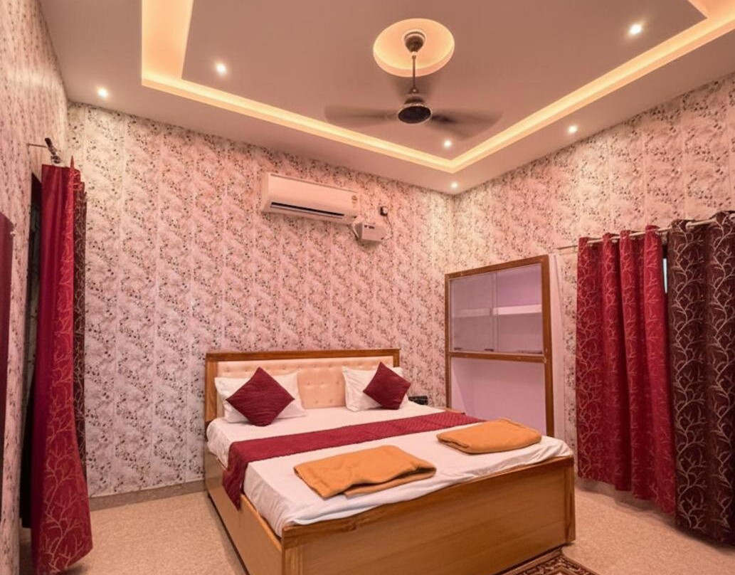 Hotel VIJAY PALACE