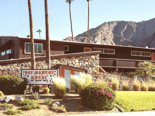 德尔马科斯酒店