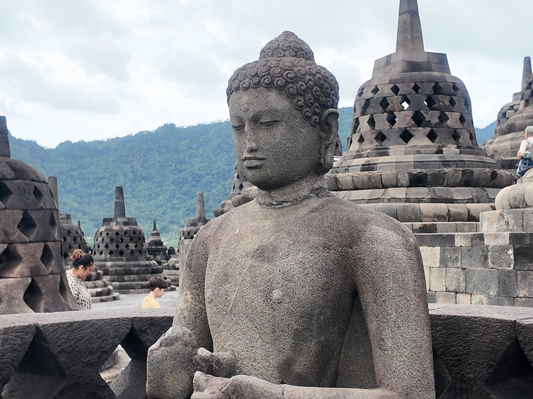 Lovely Borobudur Tours-日惹必去景点