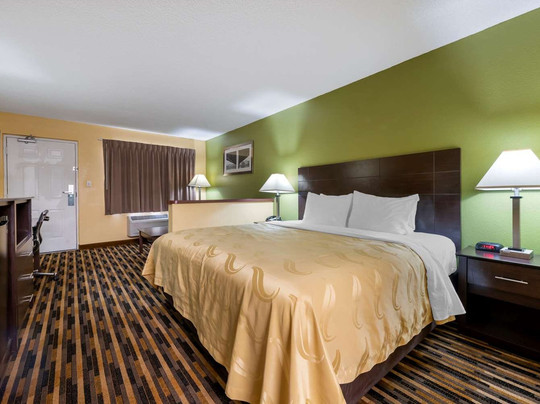 Quality Inn and Suites Mount Dora主图