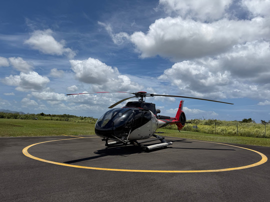 Corail Helicopteres-Triolet必去景点