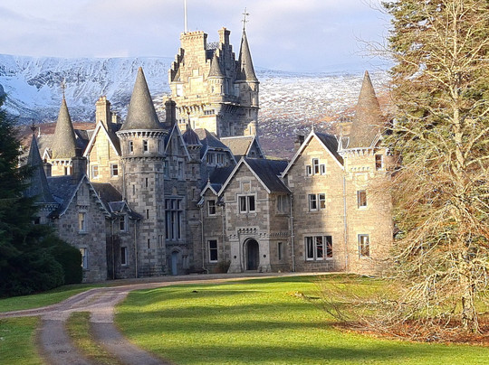 Ardverikie Estate-Kinlochlaggan必去景点