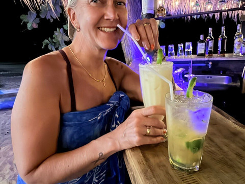 FU BAR - Koh jum-裕姆岛必去景点