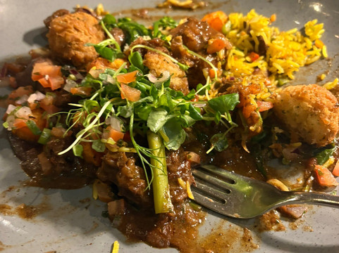 The Dewdrop Inn主图