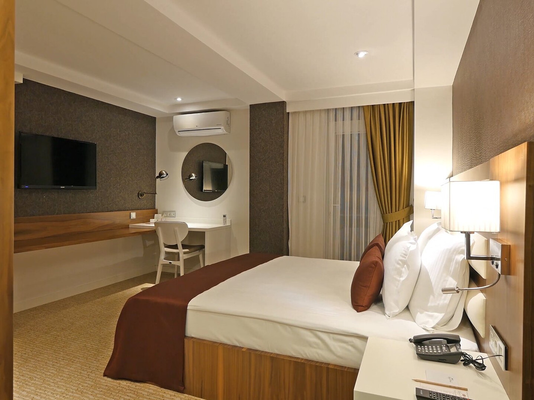 最终荣耀酒店主图