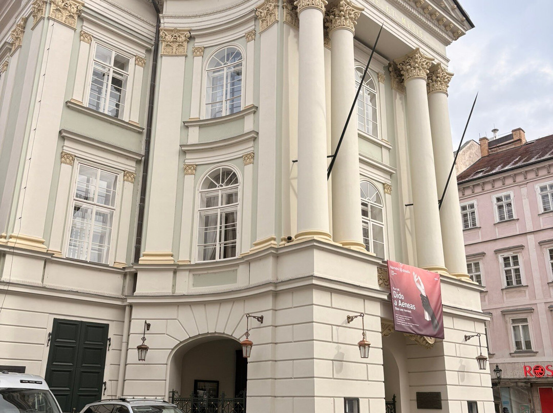 Prague Pulse Tours-布拉格必去景点