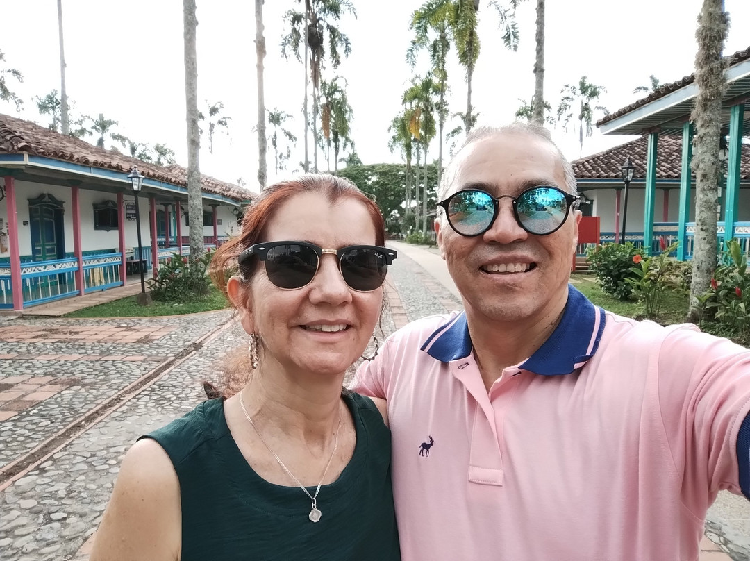 迪佳美隆拉斯海里科尼亚斯酒店主图