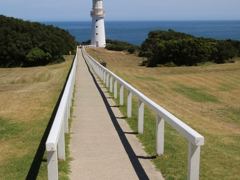 彼鲁兹洛恩酒店主图