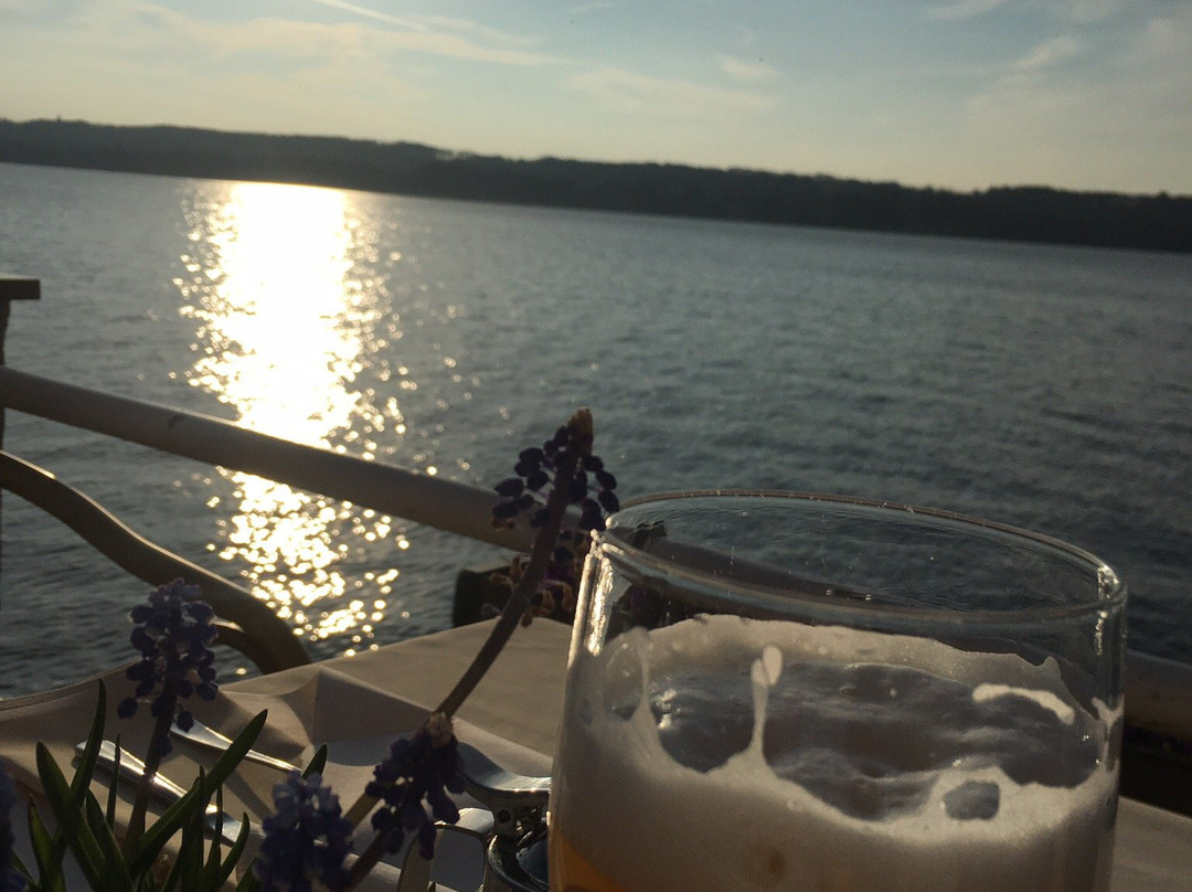 贝格城堡酒店主图