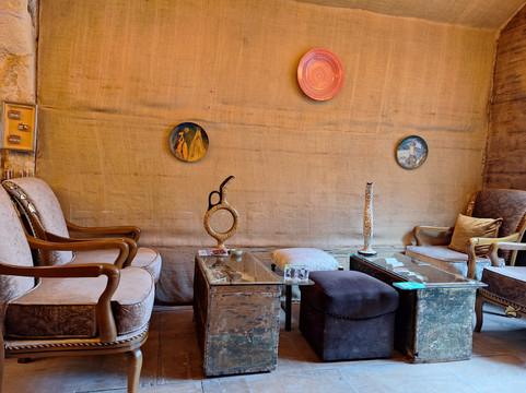 Vinodocia Wine & Art House-乌奇萨必去景点