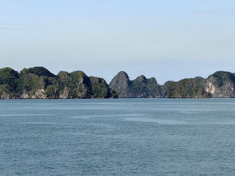 Diana Cruise-Ha Long City必去景点