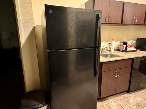 鹅卵石套房酒店-纽波特主图