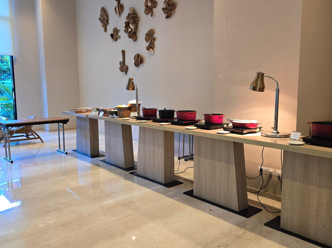 宜必思塔内主图