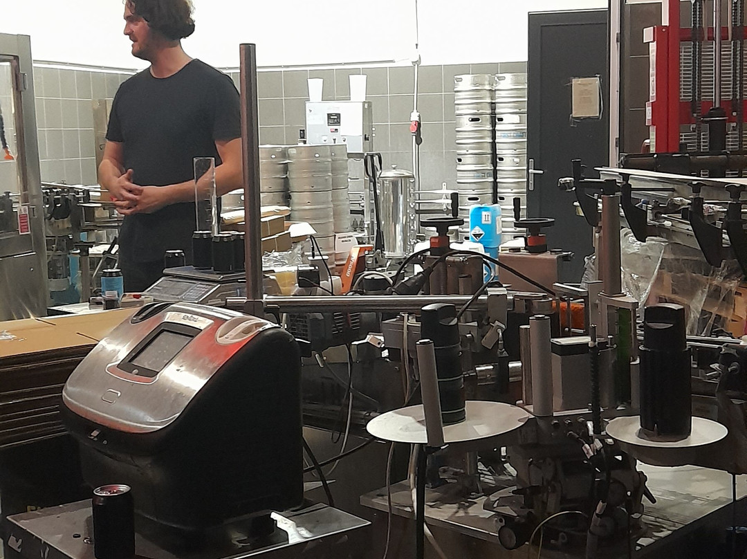 FIRST Craft Beer Brewery & Taproom-布达佩斯必去景点