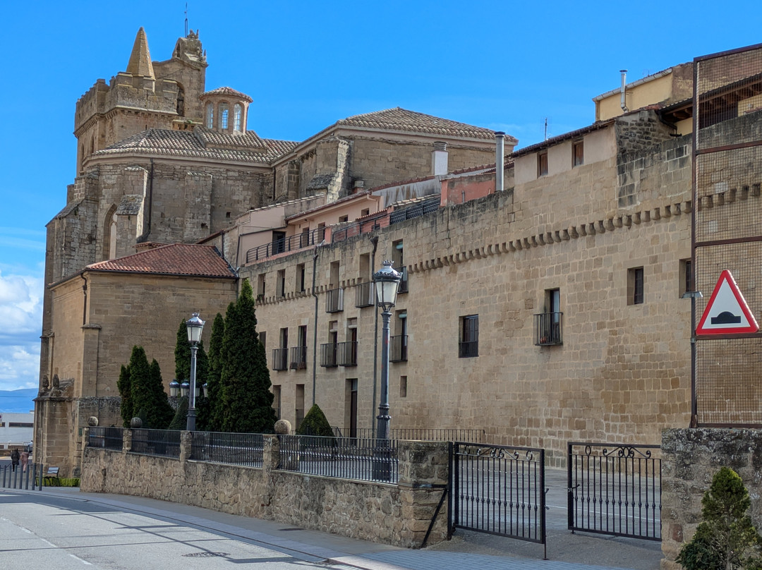 Puerta de Carnicerías o Puerta Nueva-拉瓜迪亚必去景点