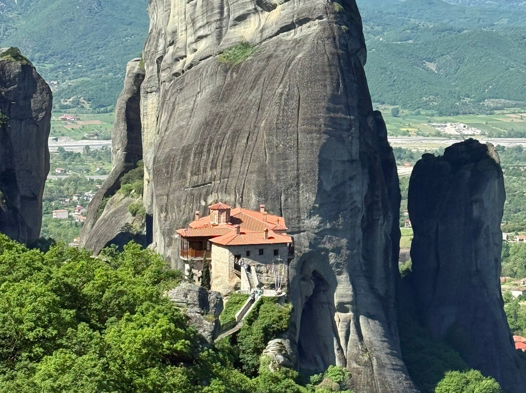 Meteora Thrones - Travel & Tourism Center-卡兰巴卡必去景点