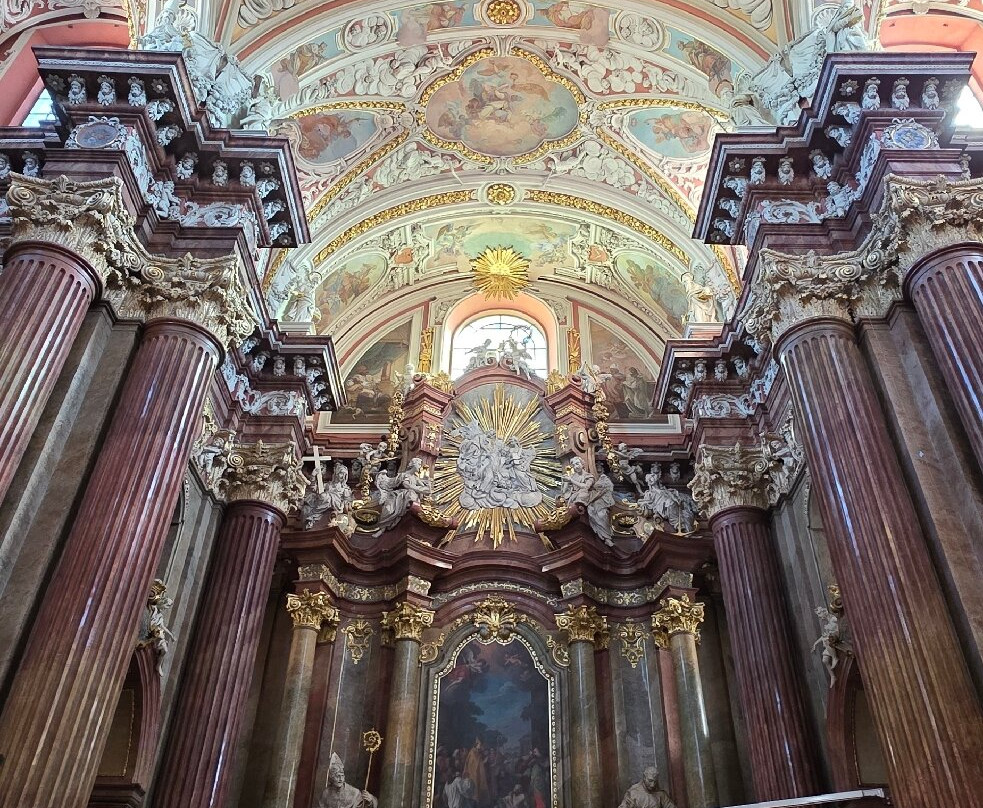 Parish Church of St. Stanislaus - Fara Church-波兹南必去景点