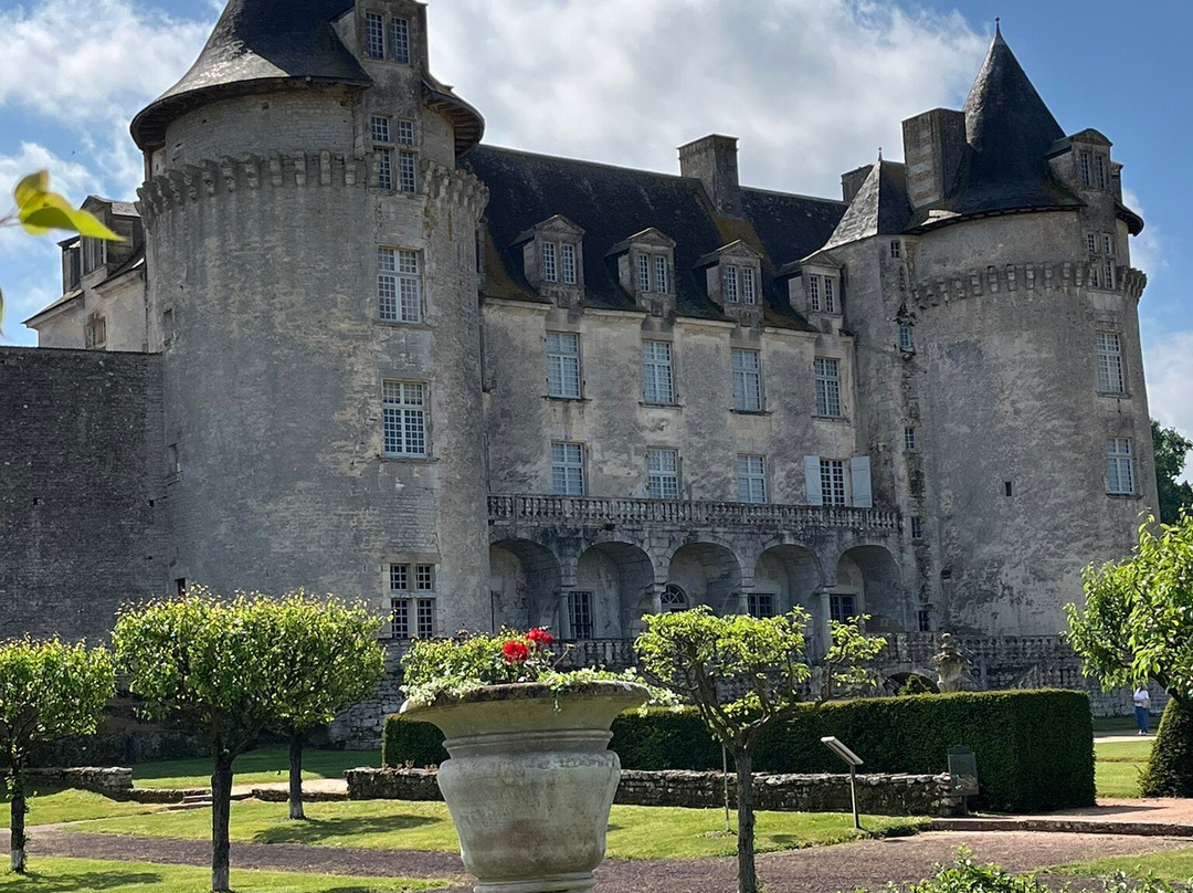 Château de La Roche Courbon-Saint Porchaire必去景点