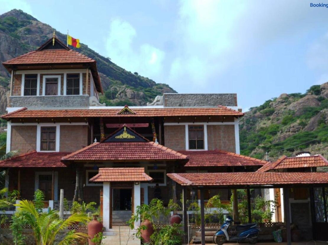 Muthu Nandhini Palace