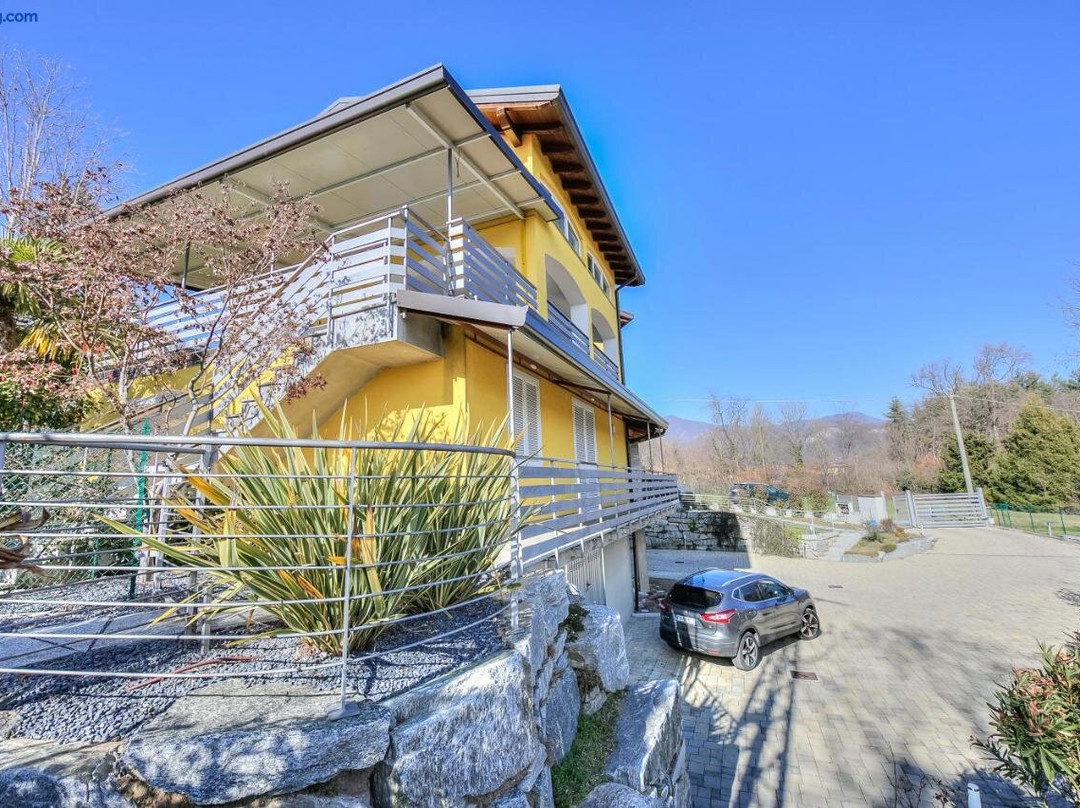 Golden & Sunflower Terrace Apartments