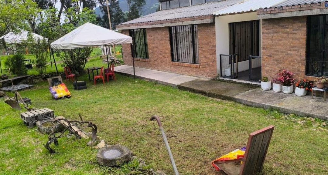 Hospedaje Granja Agroturistica Fruto de los Andes Nemocon