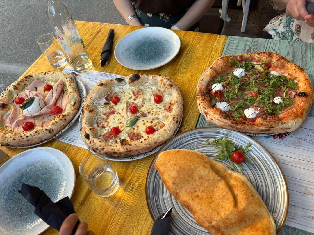 Vito Napoletana Pizzeria