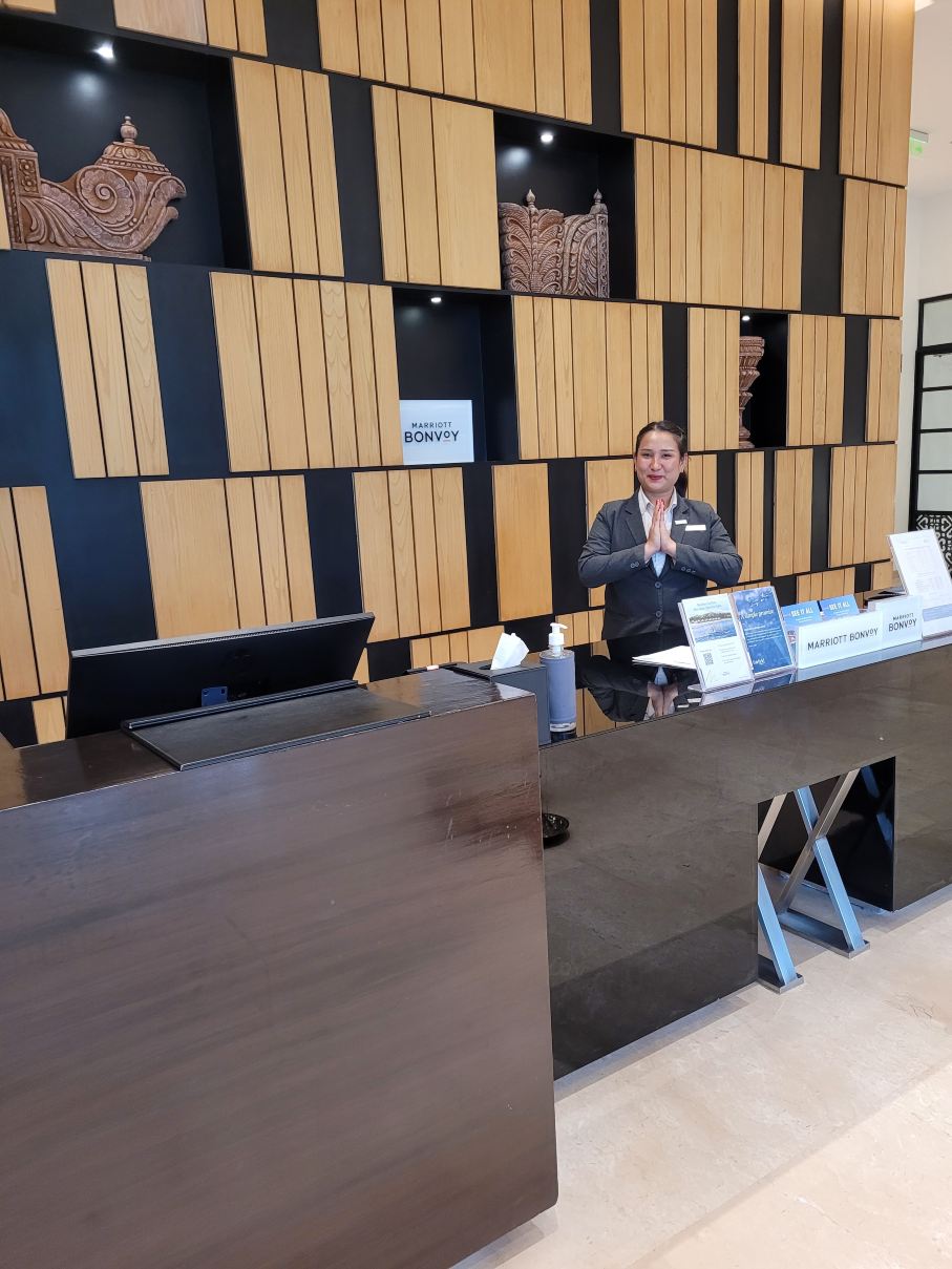 斯里伯鲁布多万枫酒店-旅行者