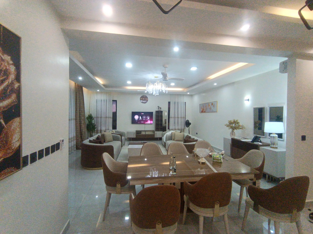 Mira Heights Suites & Conferencing