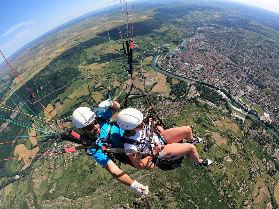 Fly Millau Parapente-米约必去景点