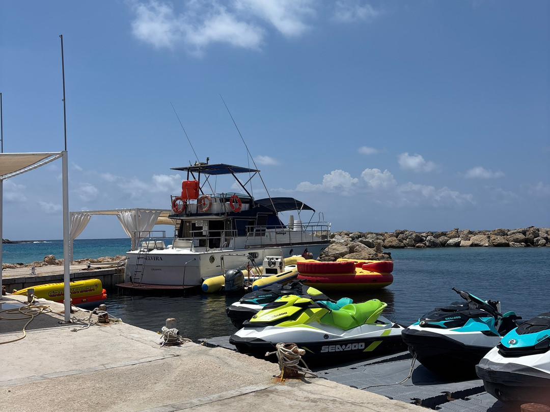 Coral Beach Hotel Watersports-Coral Bay必去景点